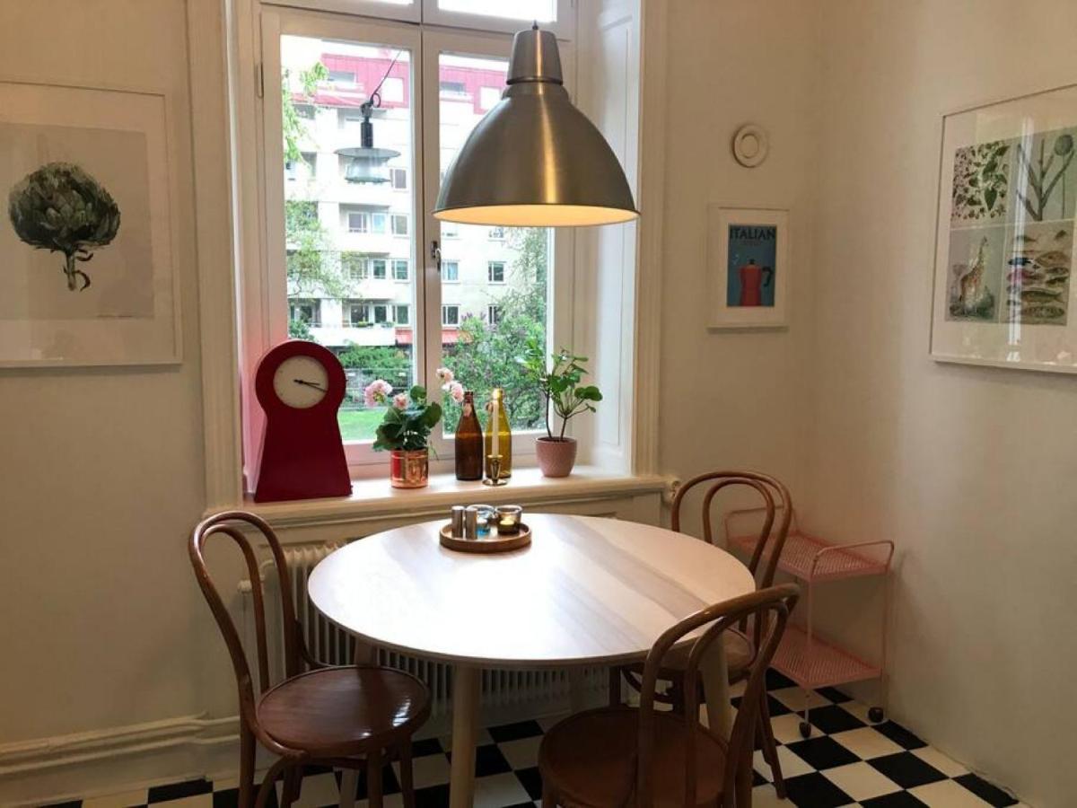 Artistic And Light 2 Room Apartment In Sofo 65Sqm Stockholm Buitenkant foto